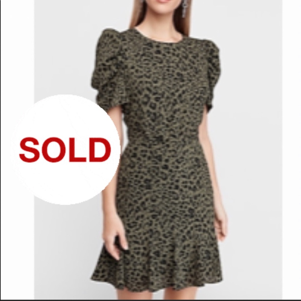 LEOPARD PRINT PUFF SLEEVE FIT AND FLARE DRESS